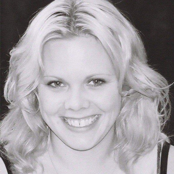 Meet your Posher, Emilie - Picture 1 of 1